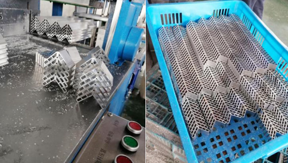 【江陰】日產(chǎn)量可達50000的全自動角碼機，客戶陸續(xù)訂購2臺